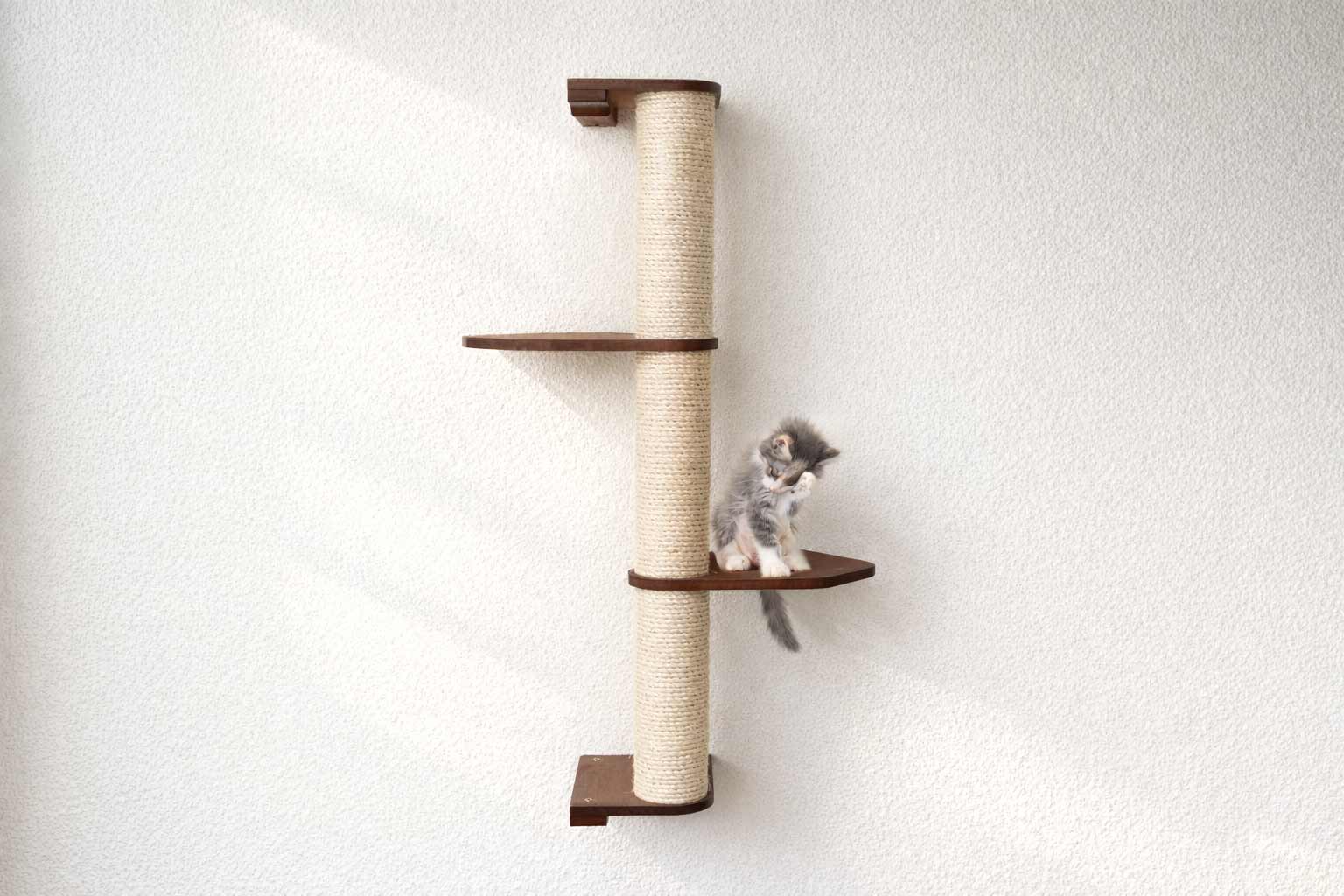 Wall Mounted Cat Climbing Pole - Sisal
