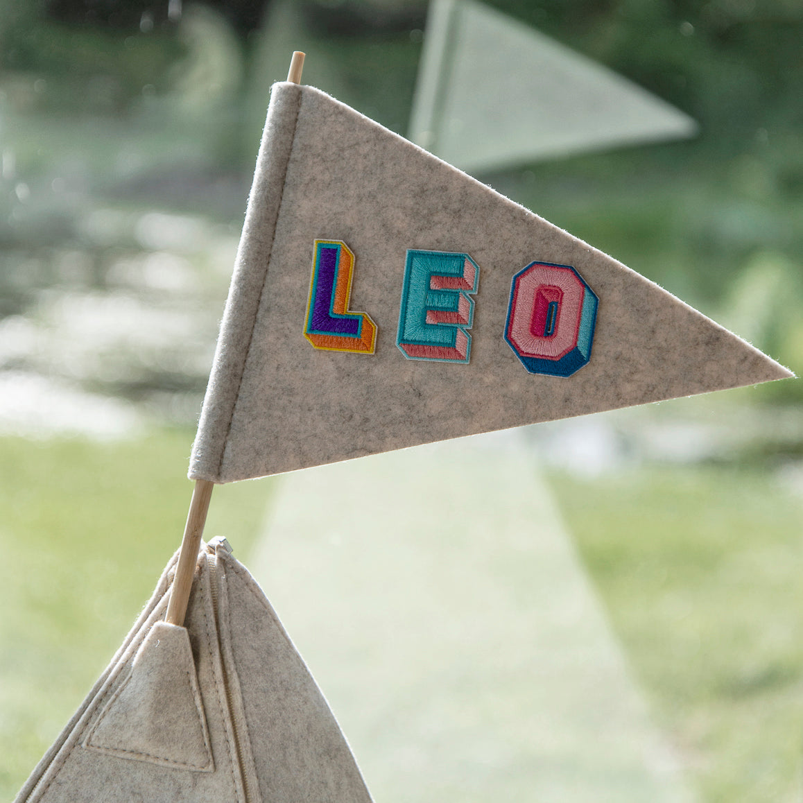 Nooee Pet Teepee Tucker (L)