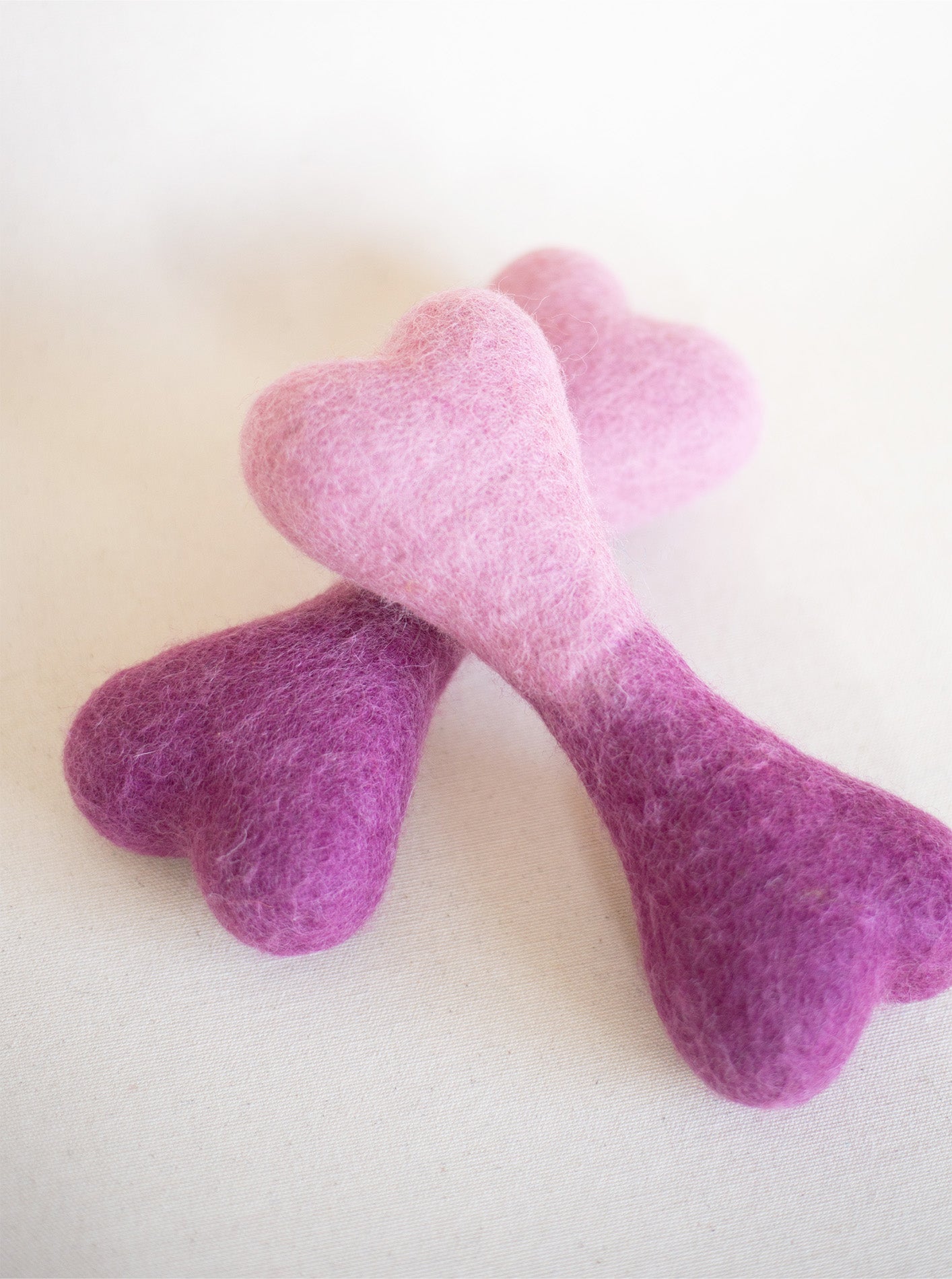 OMBRE WOOLBONE DOG TOY
