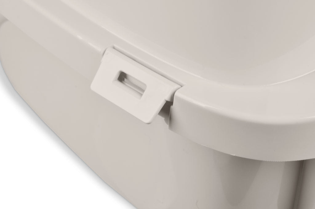 Van Ness Enclosed Cat Pan