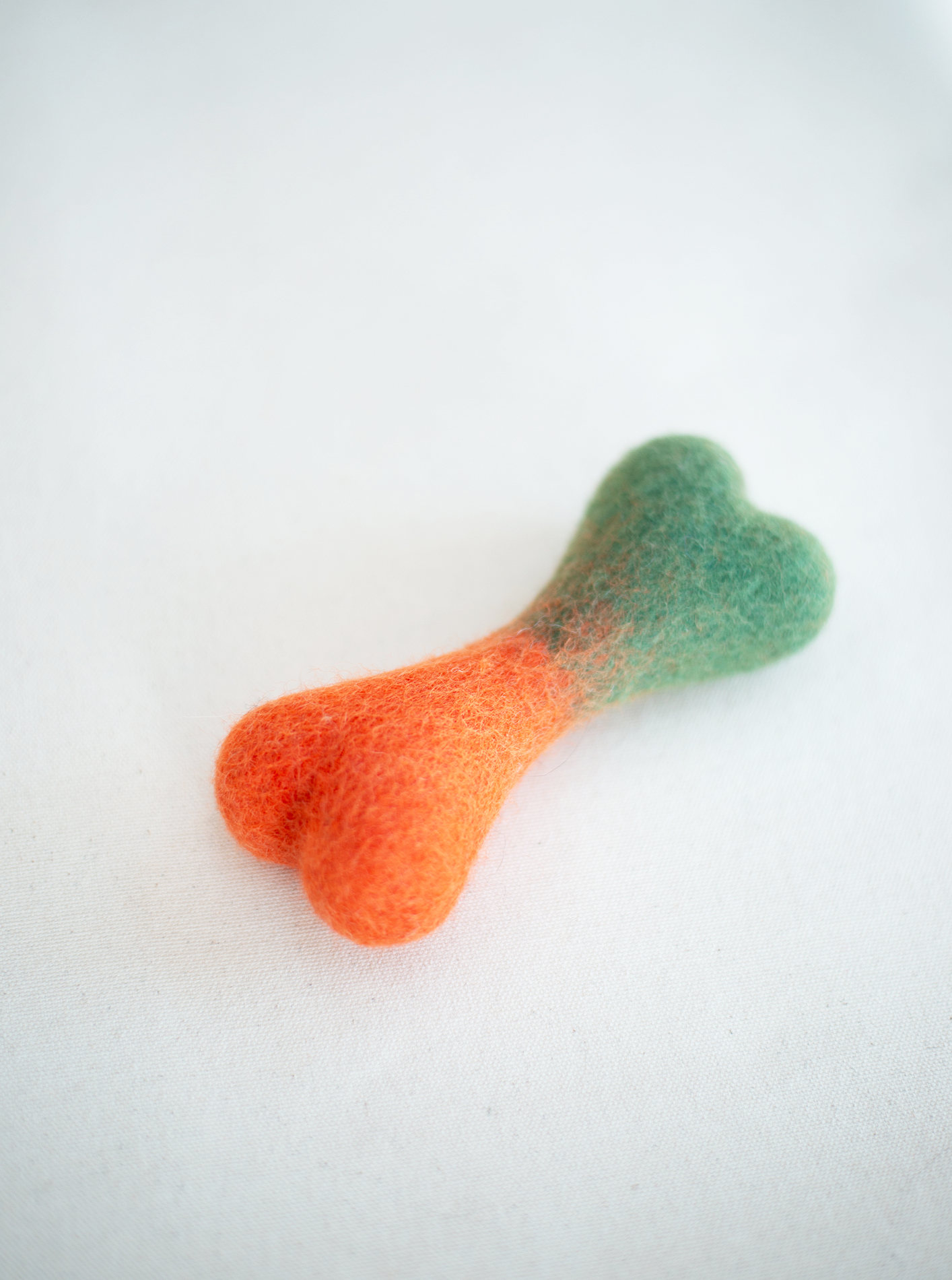 OMBRE WOOLBONE DOG TOY