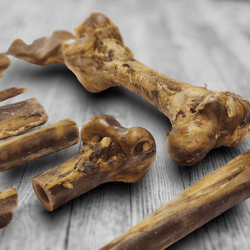 Ostrich Foot Bone (7" x 3.5"): The Flavorful & Long-Lasting Chew for Medium to Large Dogs