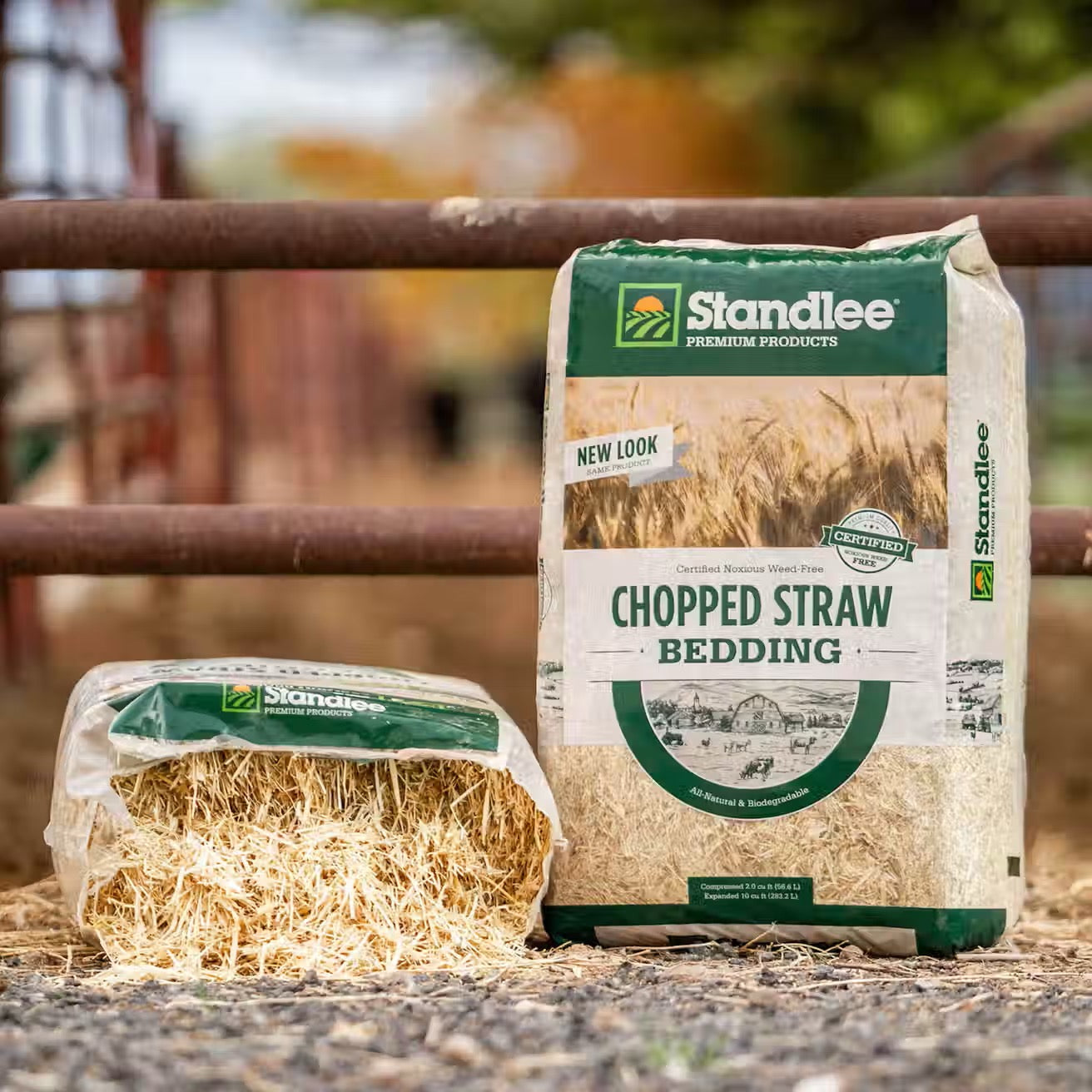 Standlee Premium Certified Chopped Straw (25lb)