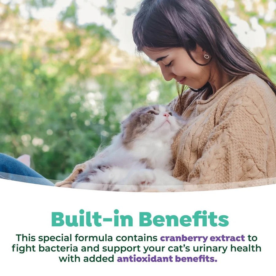 Tropiclean Fresh Breath Dental Water Additive +Urinary Tract Support for Cats (16oz)