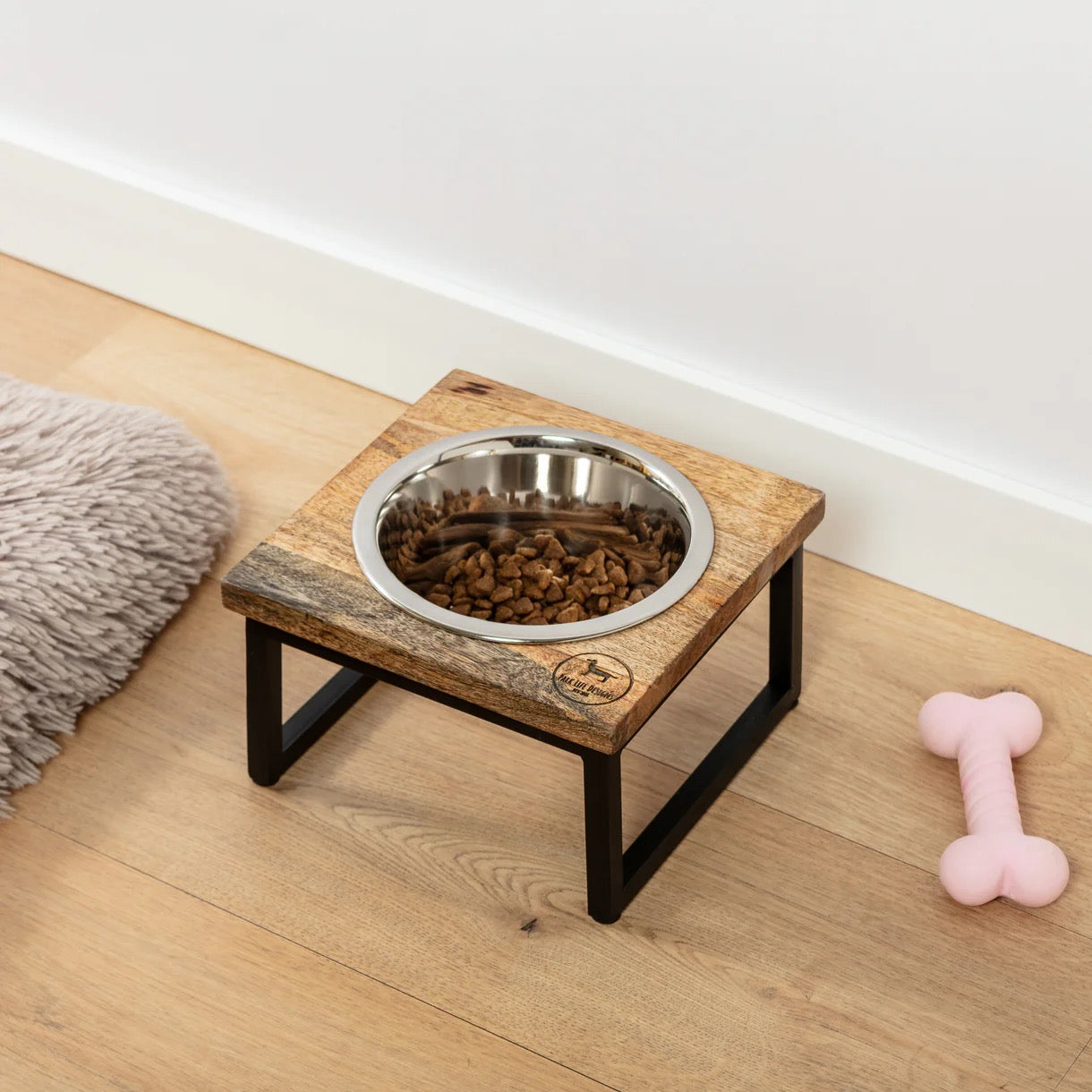 Park Life Designs Hearth and Haven Elevated Single Feeder Bowl