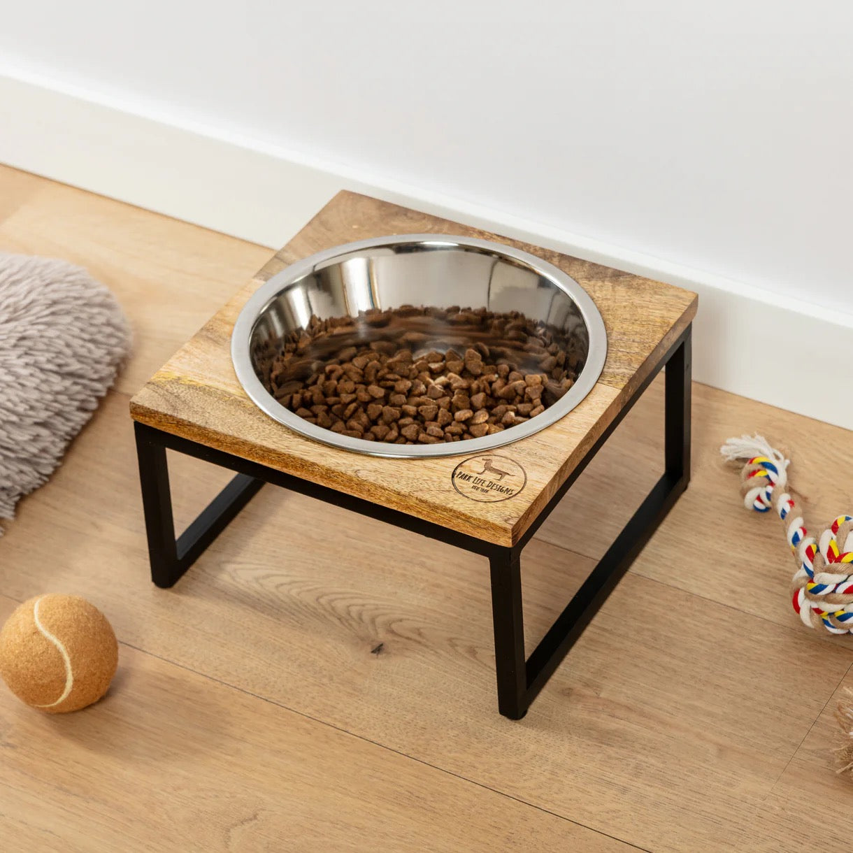 Park Life Designs Hearth and Haven Elevated Single Feeder Bowl