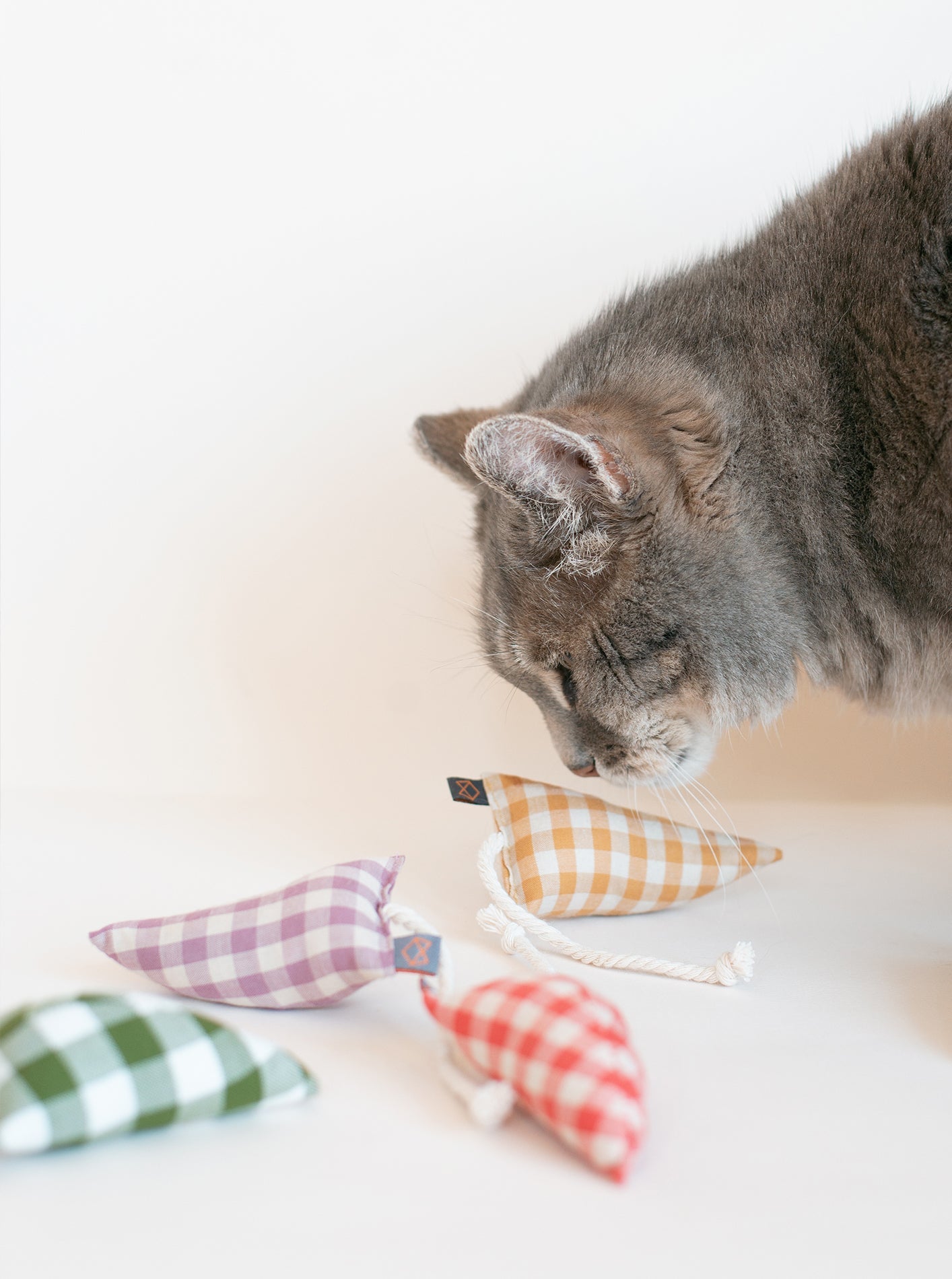 MODERN MOUSE CATNIP TOY - PLAID & GINGHAM