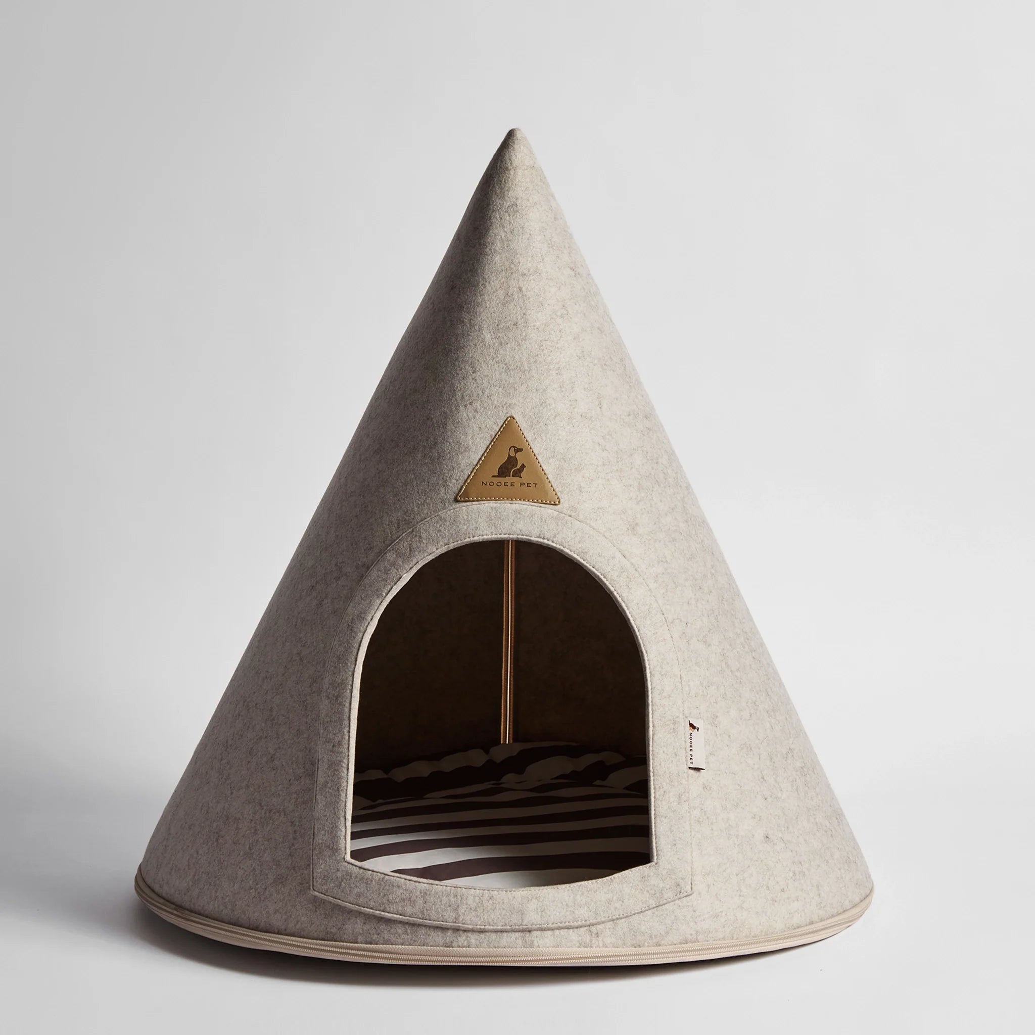 Nooee Pet Cave Molly (XL) – Cream/Brown