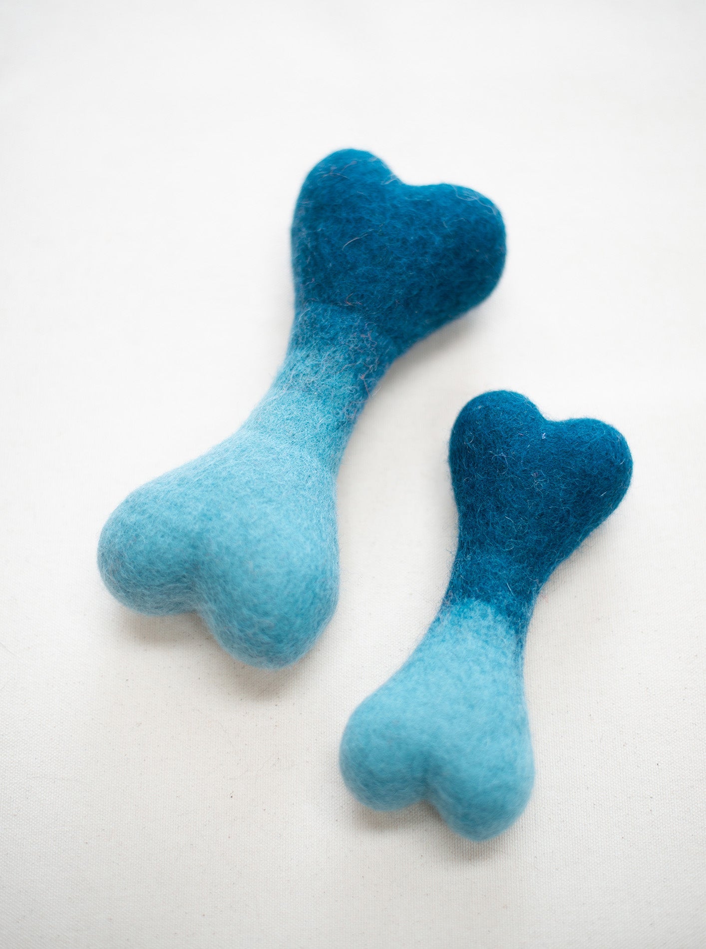 OMBRE WOOLBONE DOG TOY