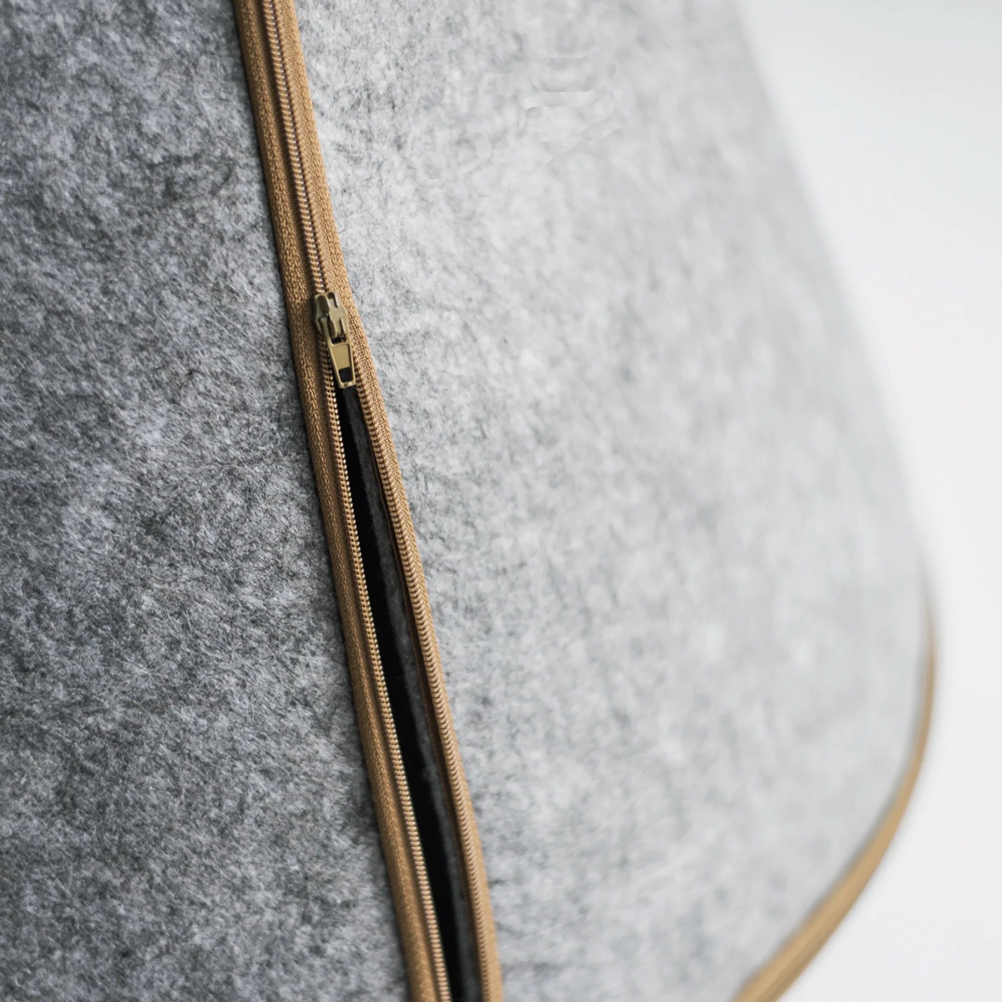 Nooee Pet Cave Buddy (L) –Gray