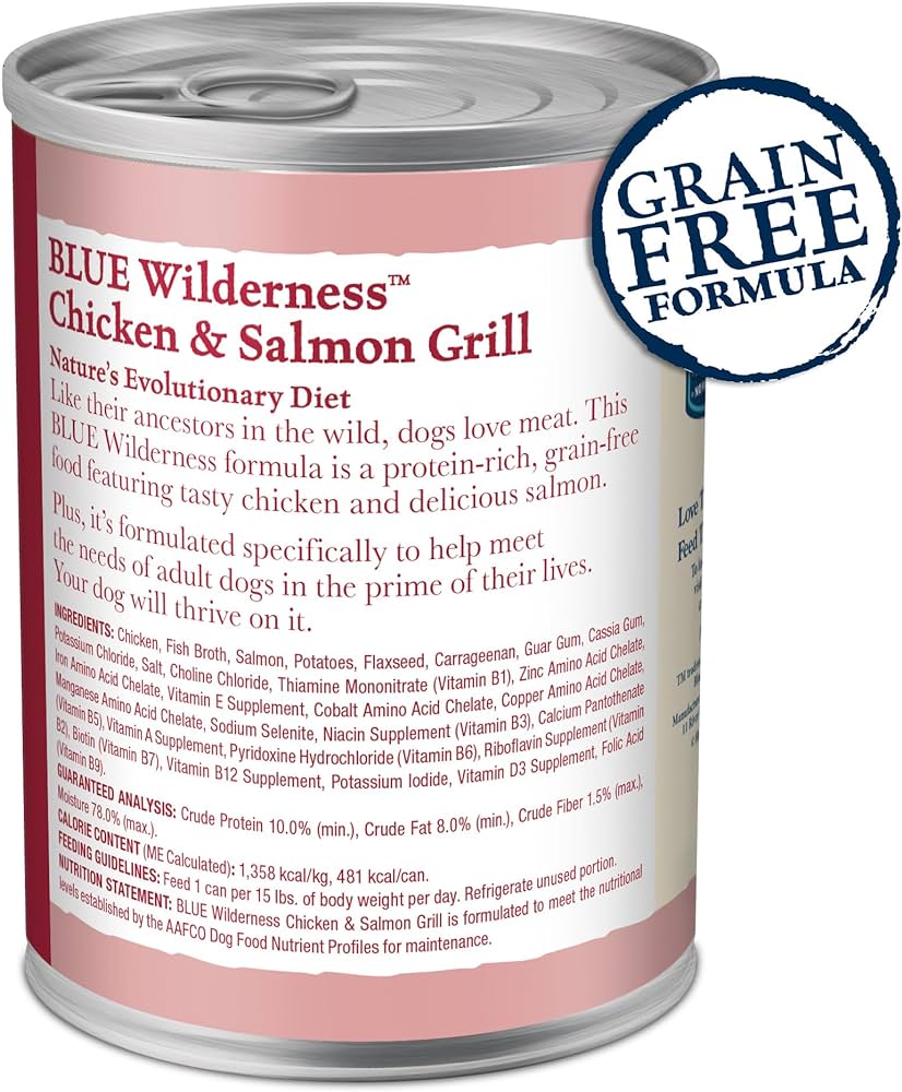 Lata húmeda para perros adultos sin cereales Blue Buffalo Wilderness de 12,5 oz con salmón y pollo