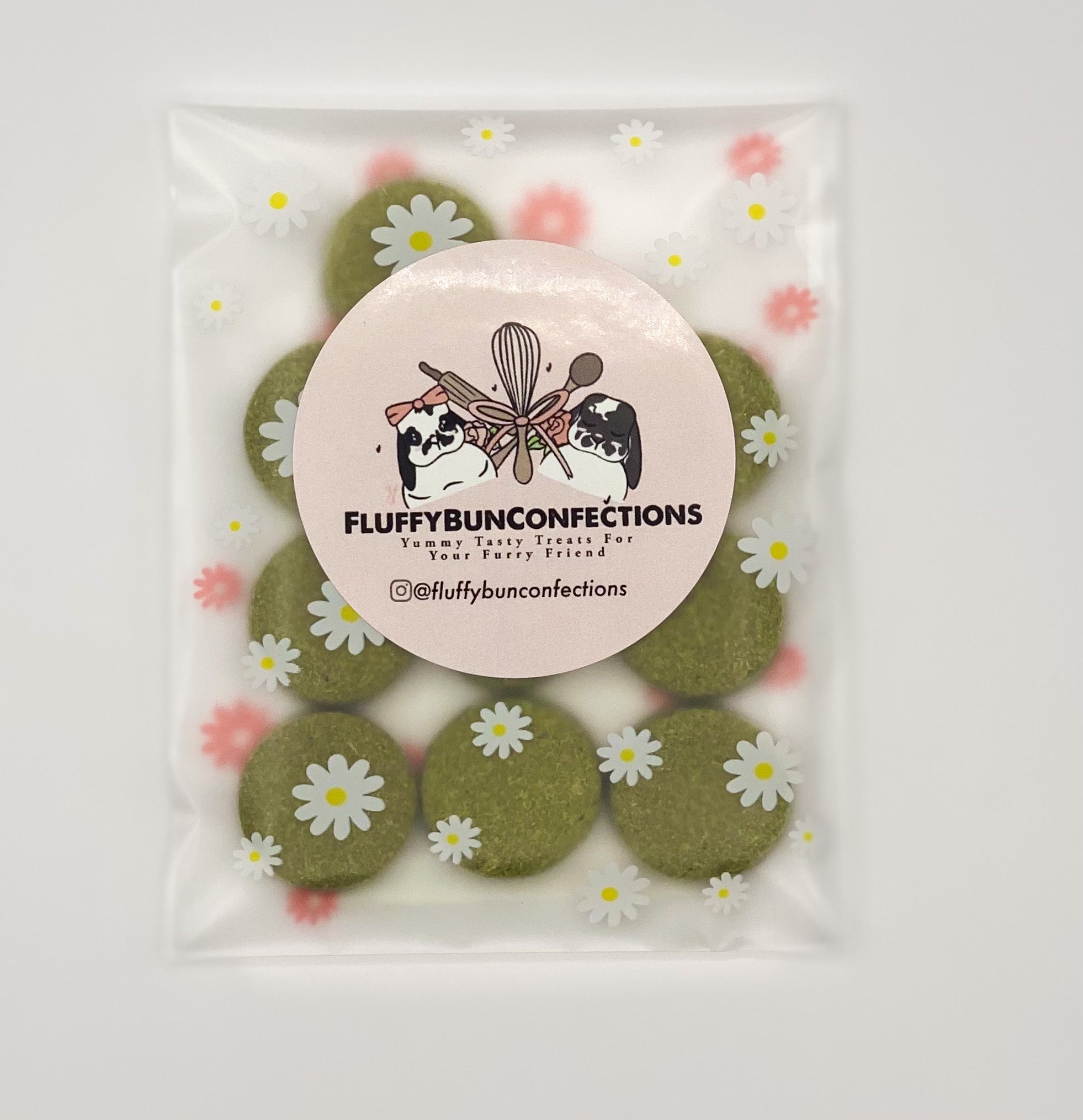 Veggie Macarons | 100% Organic and Healthy Treats for Rabbits, Guinea Pigs, and Other Small Pets