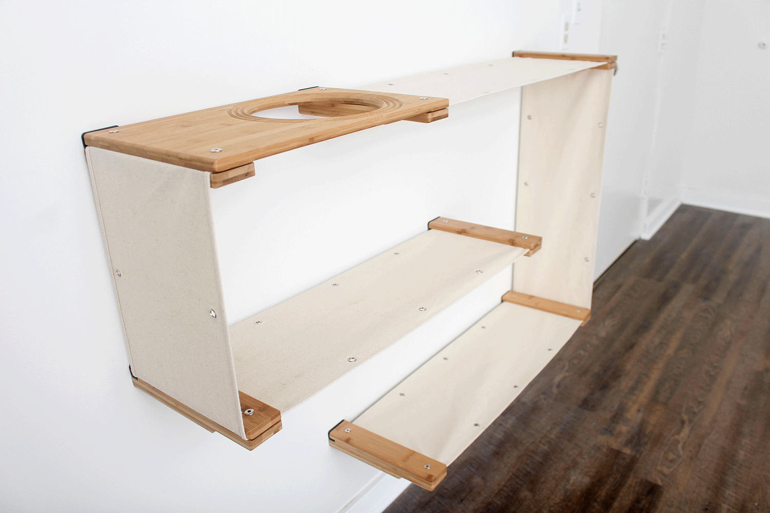 Cat Maze Wall - 3 Tier Cat Tree