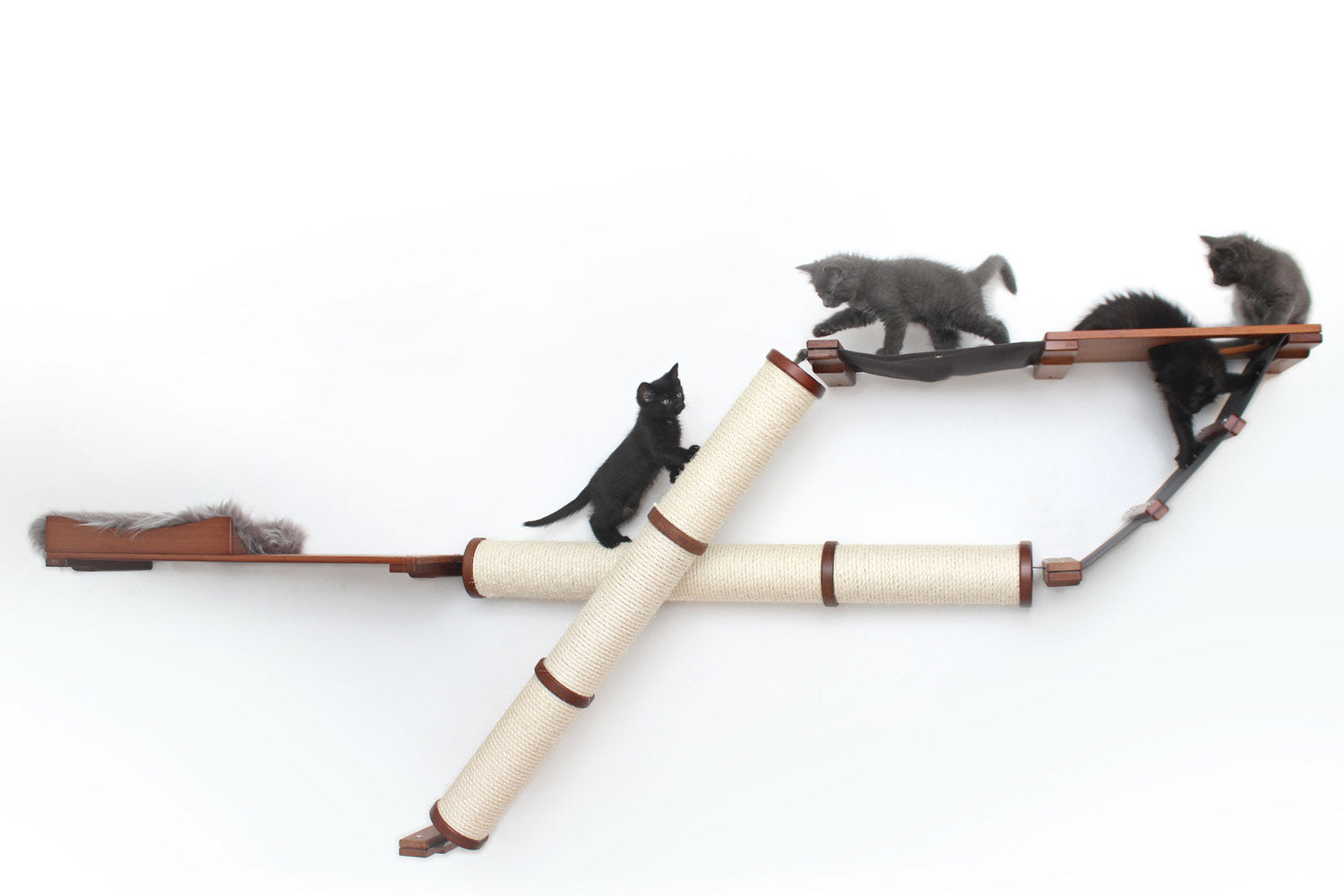 The Plateau - Horizontal Cat Scratcher Bed Set