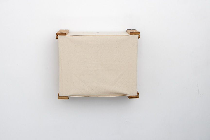 Enclosed Cat Bed - Cat Wall Cubby