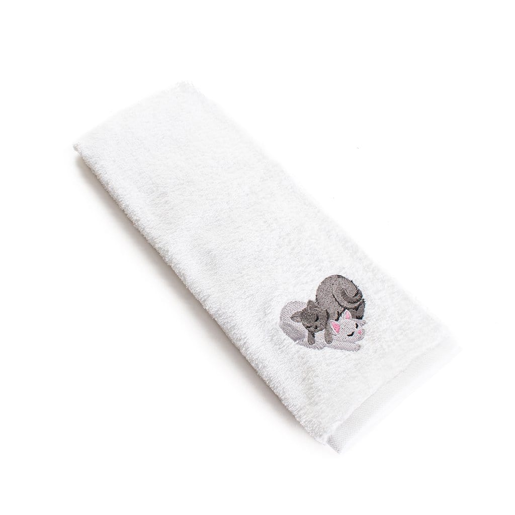 Sweet Heart Cat Hand Towels