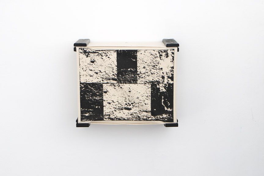 Enclosed Cat Bed - Cat Wall Cubby